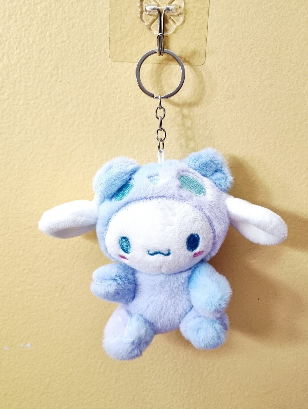 Sarino Cinnamoroll Bag Clip-On Keychain Soft Plush Stuffed Animal Plushies Toy